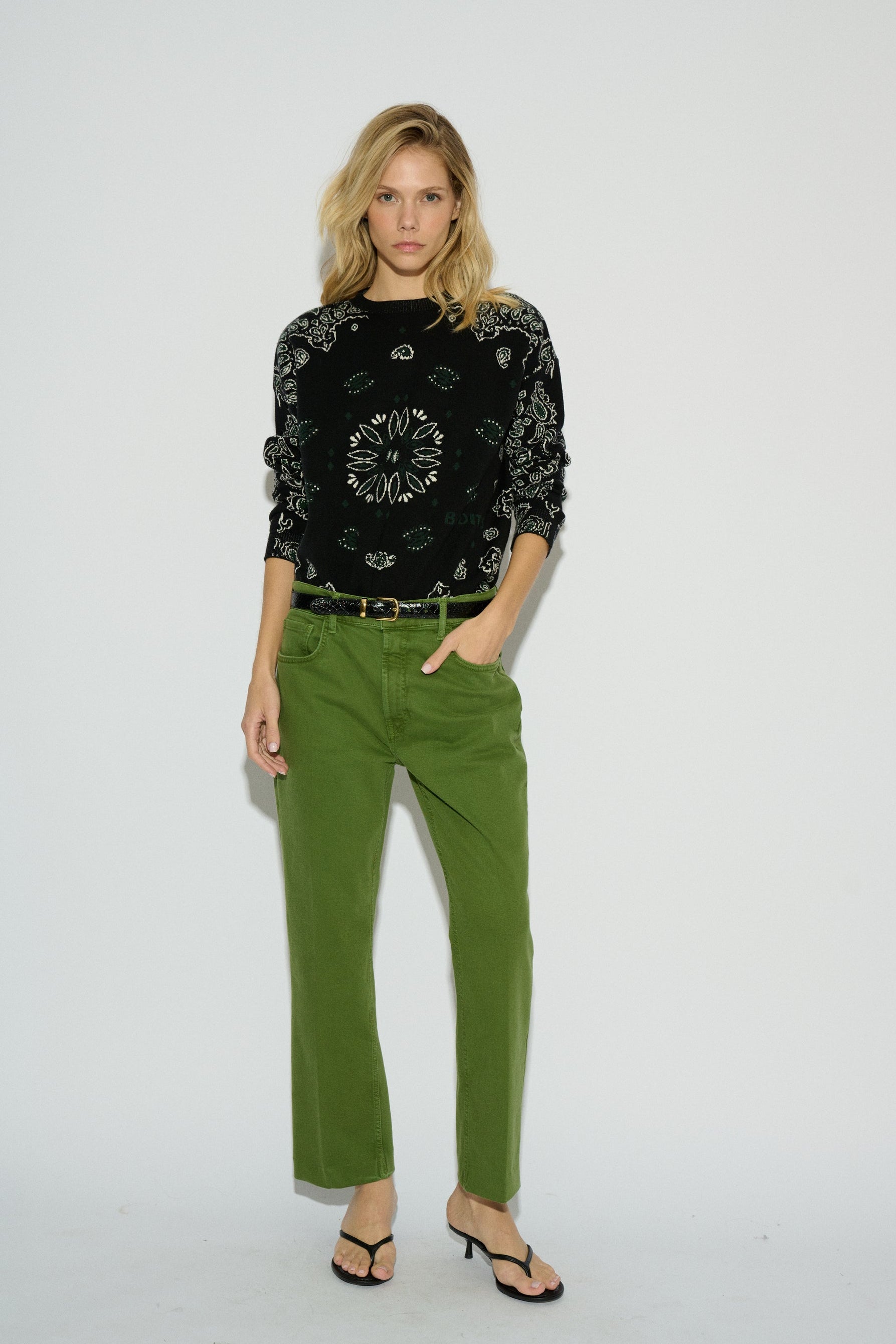 JEANS KIRA BOOTCUT TIRO MEDIO VERDE