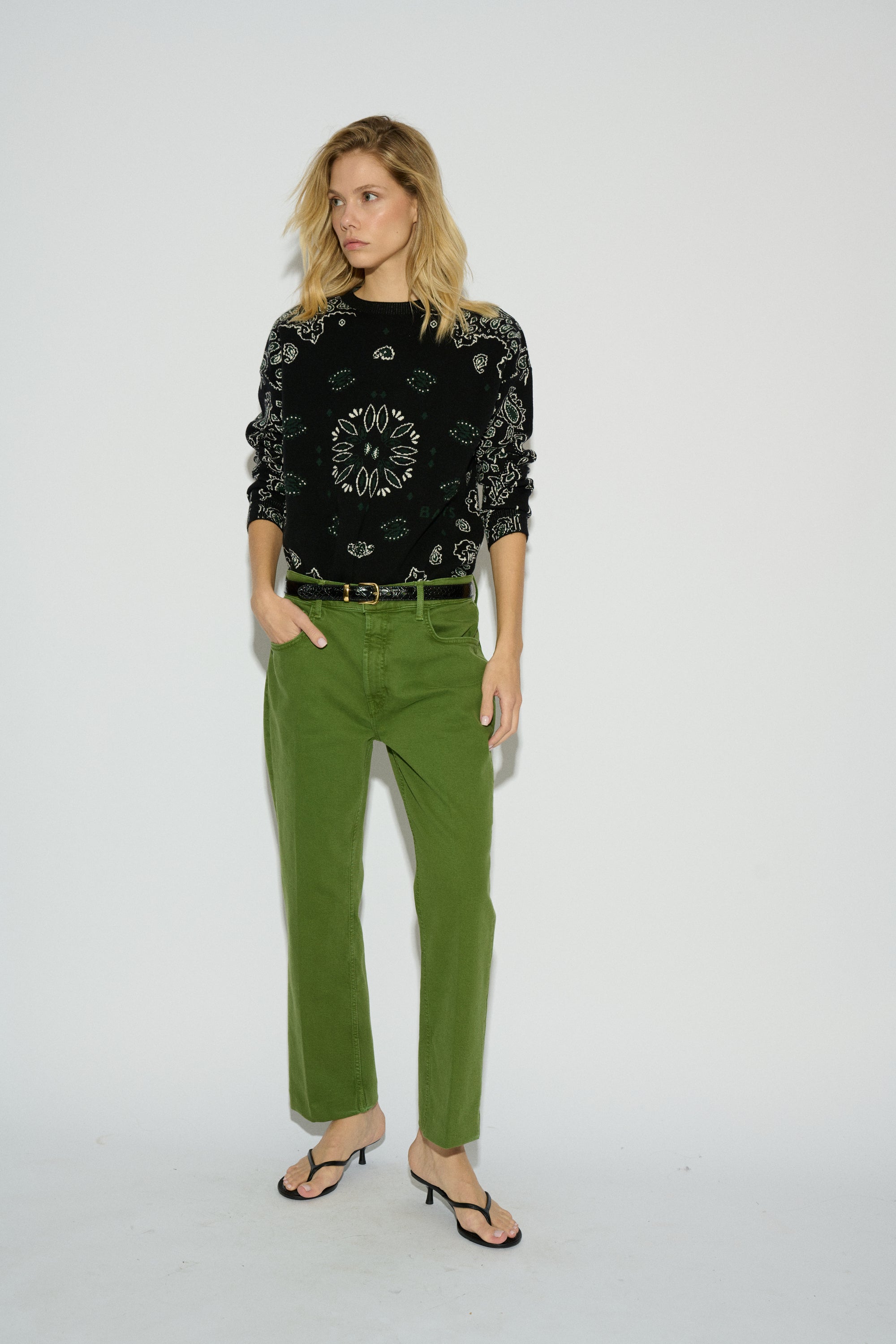 JEANS KIRA BOOTCUT TIRO MEDIO VERDE