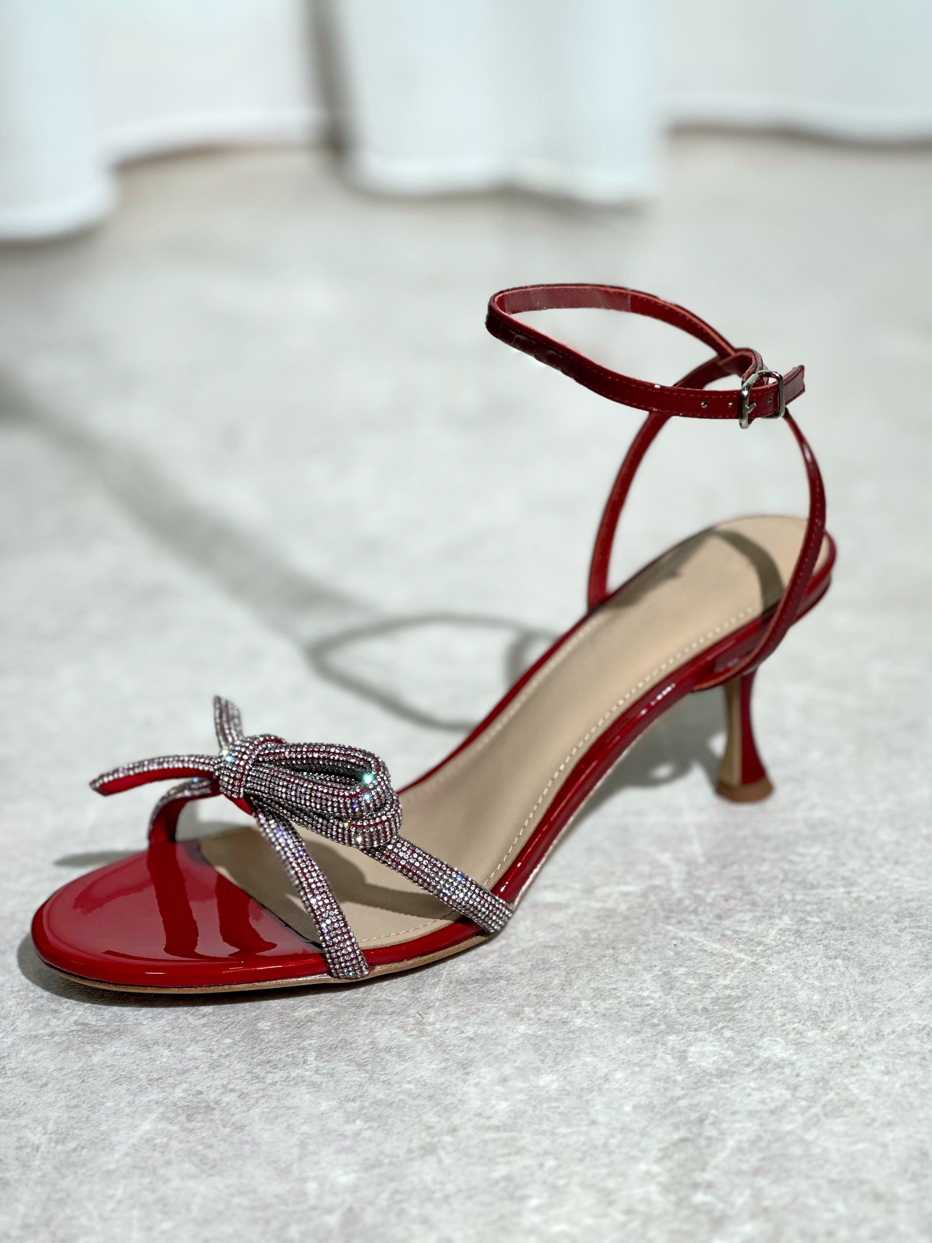 SANDALS GLOSS RED (HEELED)