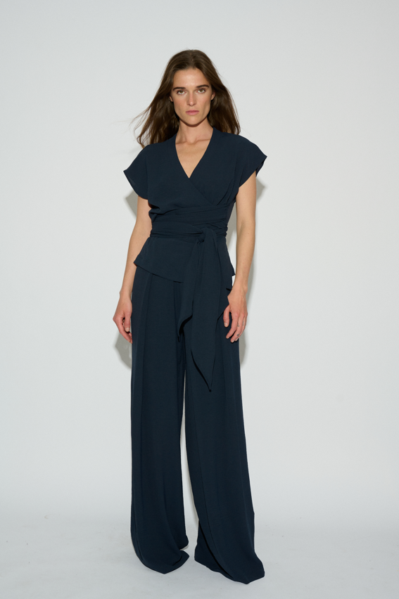 BLUSA BRUNA CRUZADA LAZADA NAVY