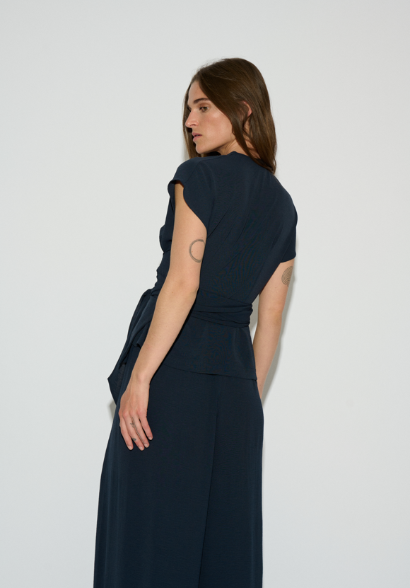 BRUNA CROSSED BLOUSE WITH LACE NAVY