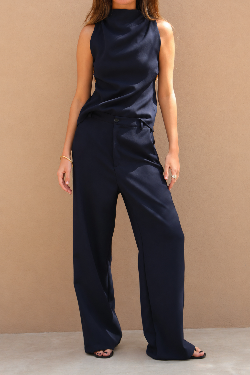 LOOK ALMU NAVY