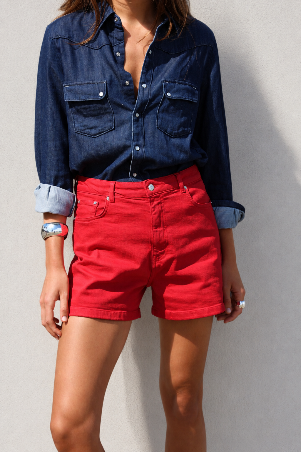 RED MID-RISE TRUFFLE SHORTS
