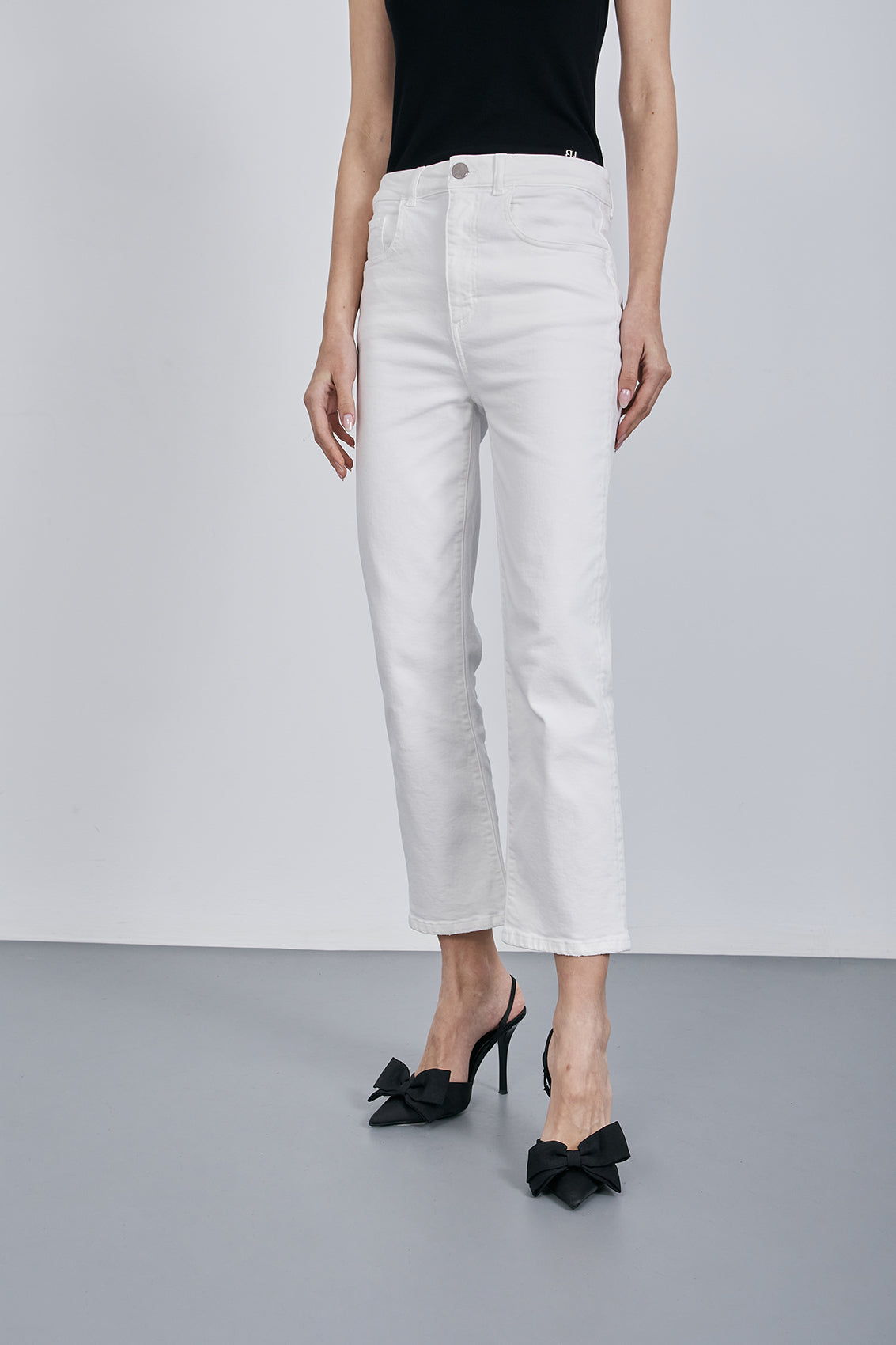JOLINE DENIM WHITE PANTS