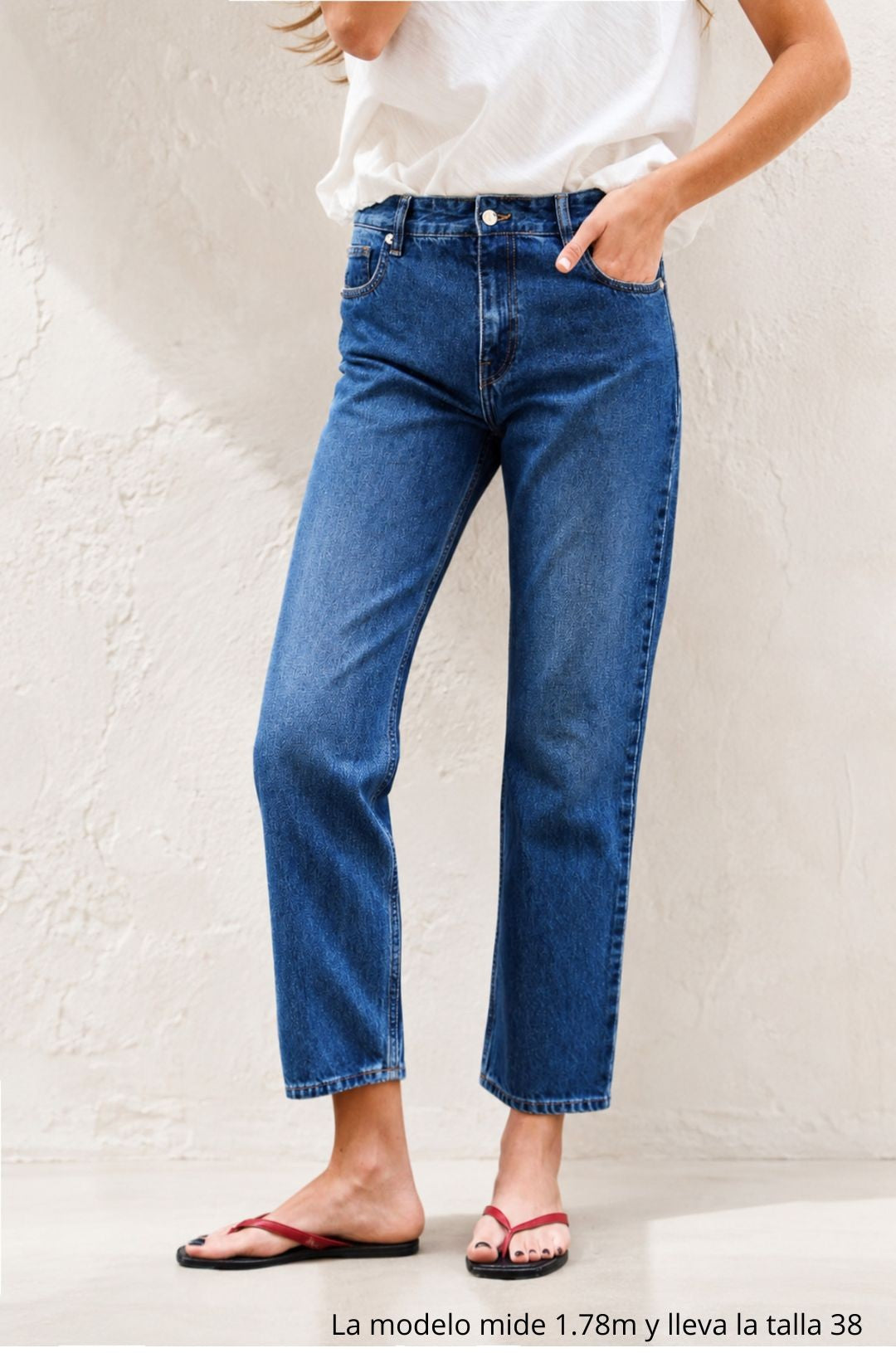 GLORIA MID-RISE STRAIGHT JEANS MEDIUM BLUE