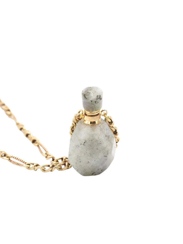 Green NECKLACE POTION