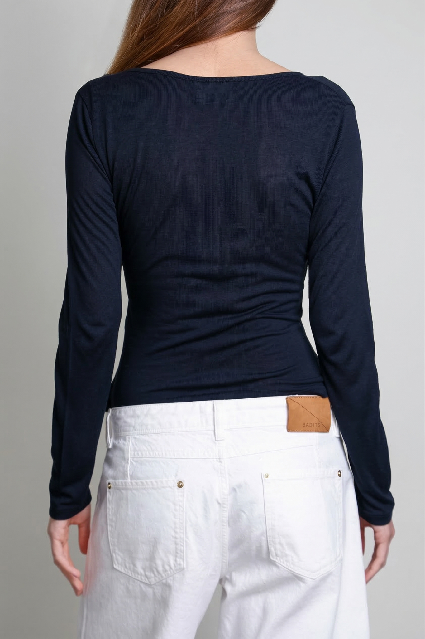 NAVY CROSSOVER TOP