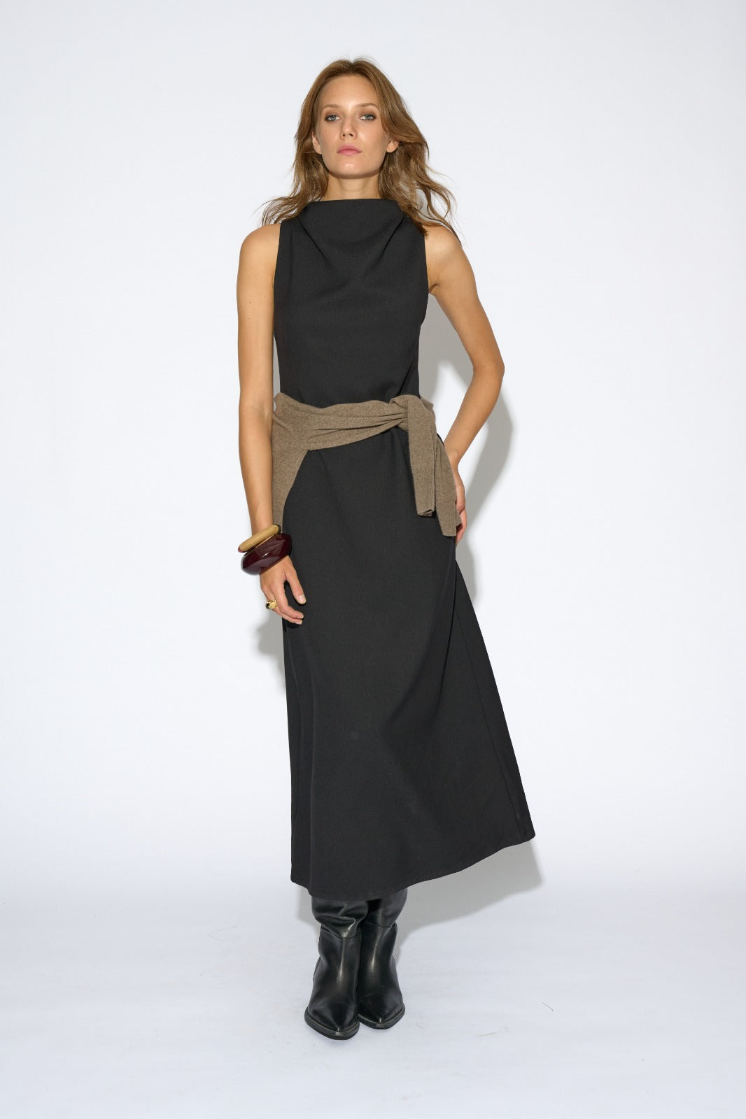 BLACK SLEEVELESS DRESS FOR GIRLS