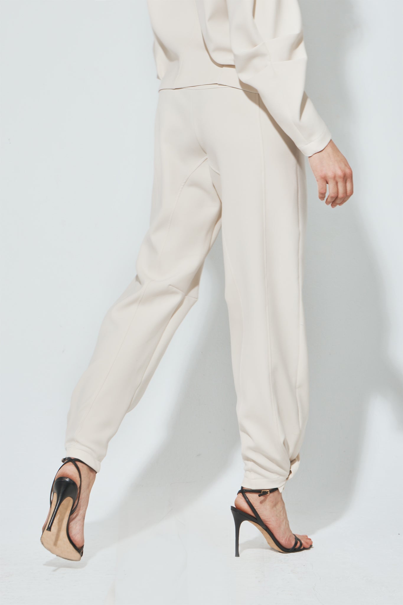 AMELIE ECRU TROUSERS
