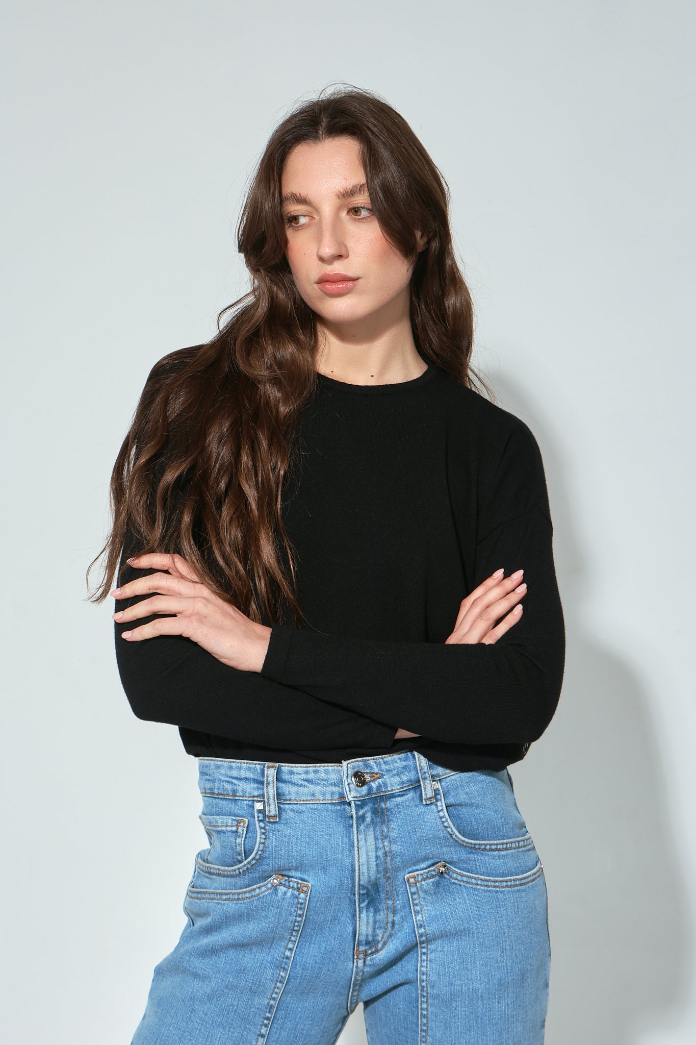 SIMONA ROUND NECK JERSEY BLACK