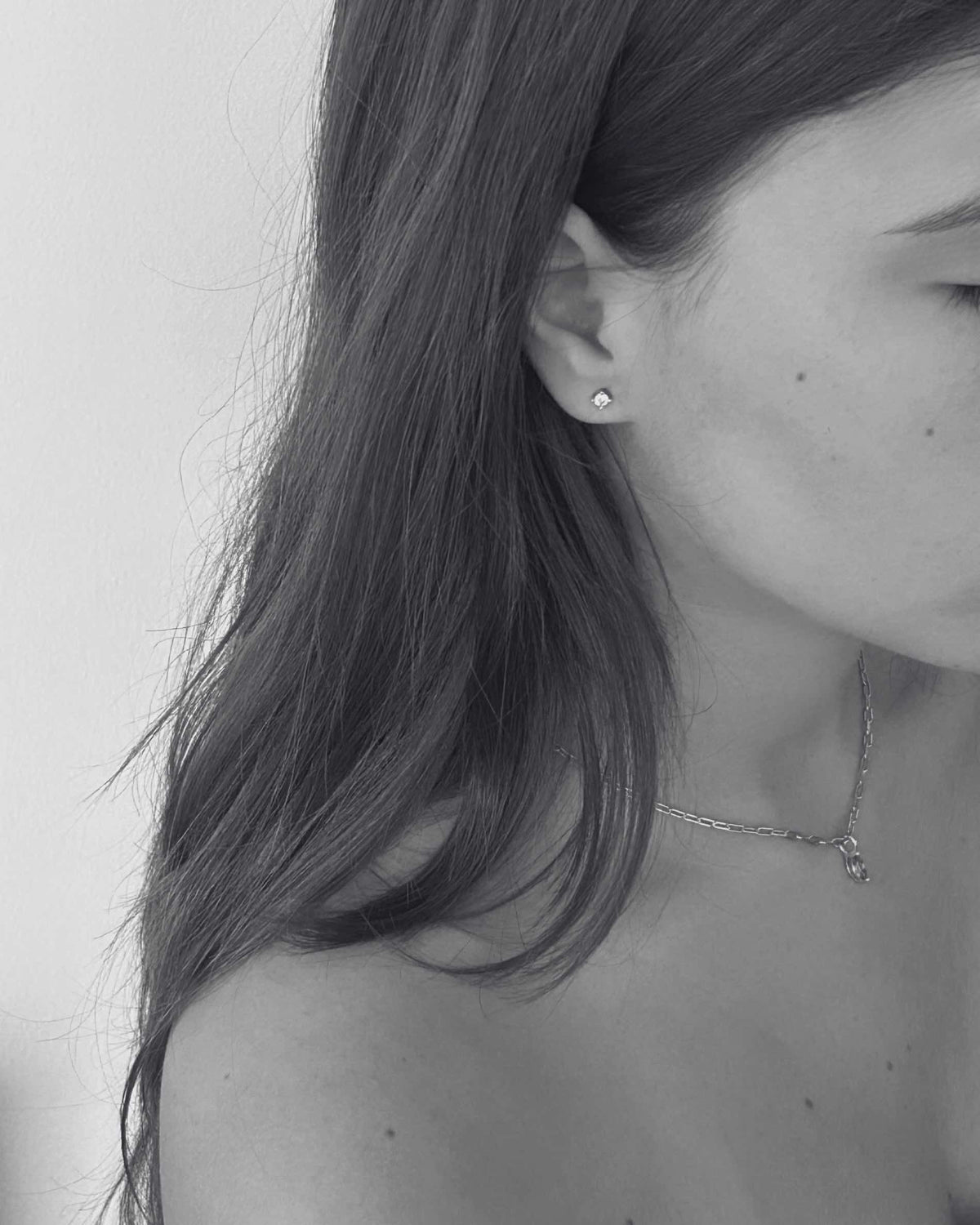Earrings white topaz stud