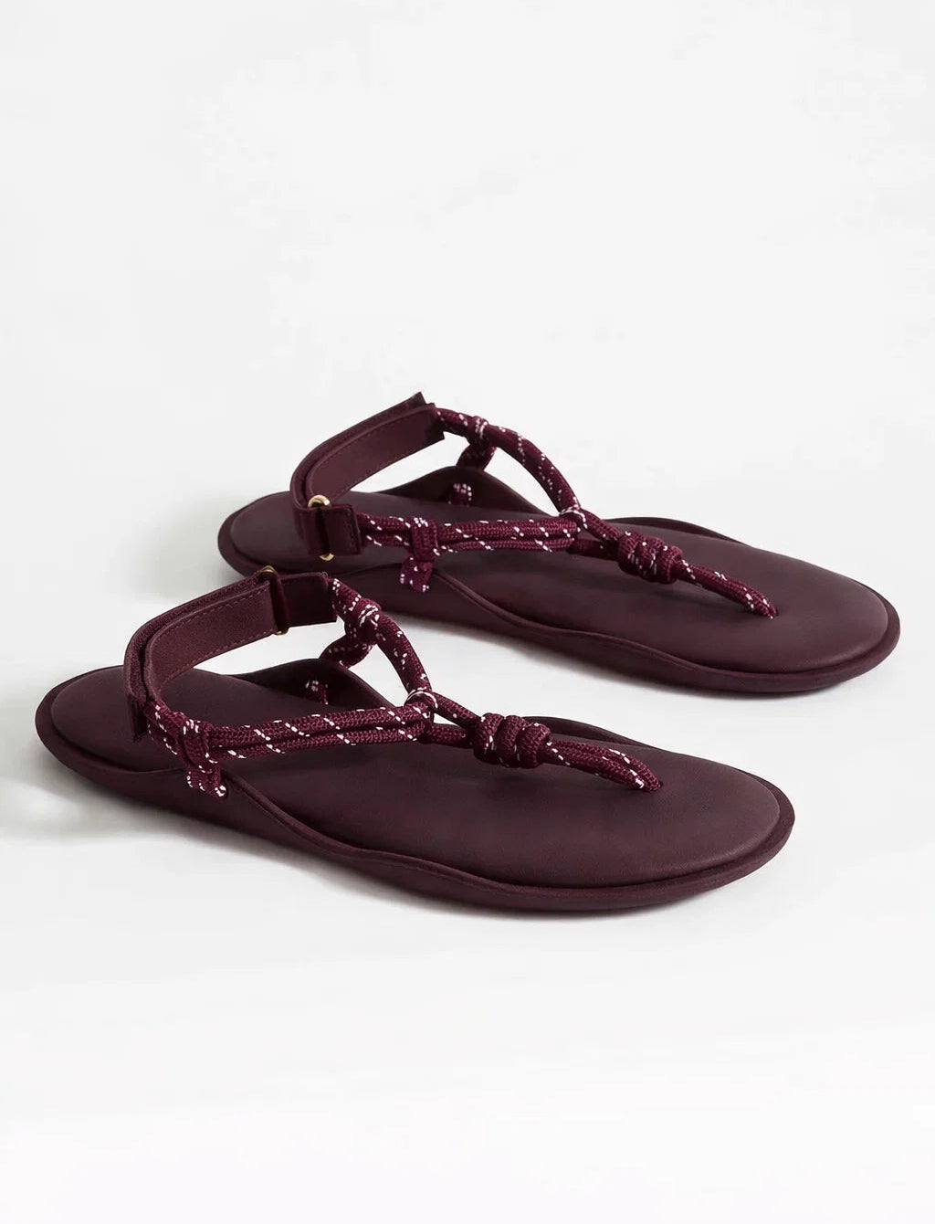 SANDALIA PLANA FLO MONOCOLOR BURDEOS