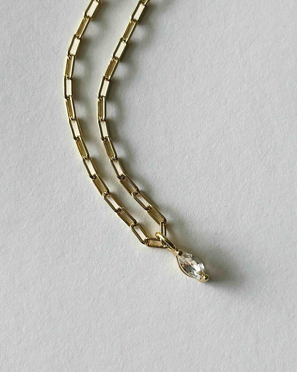 Pendant Marquise white topaz